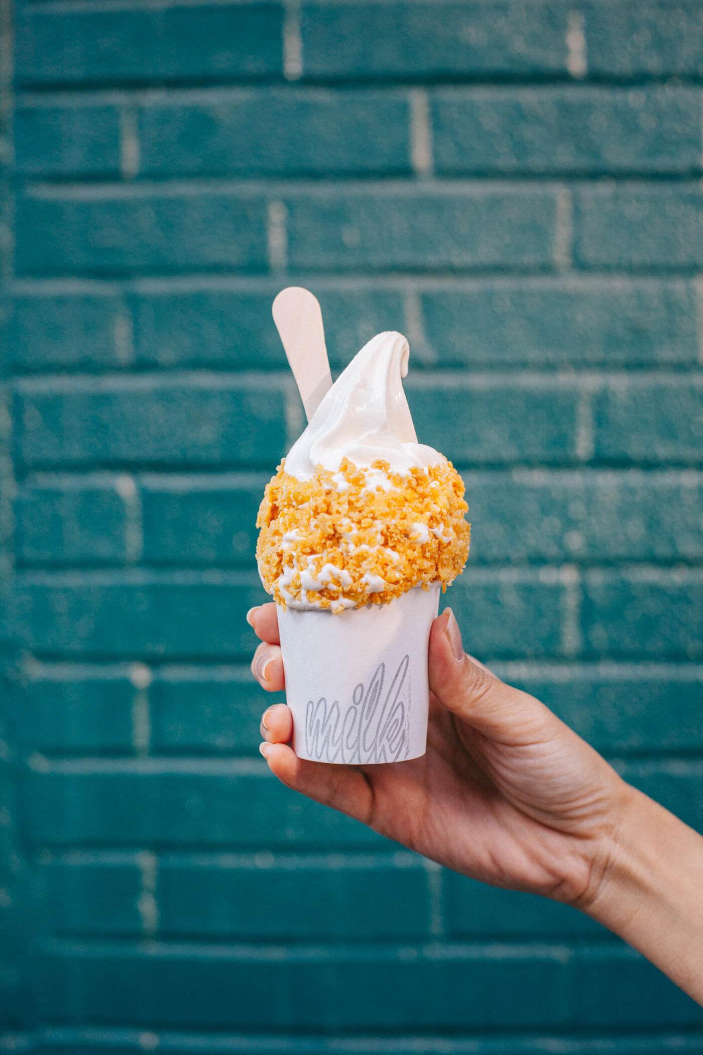 Best Desserts NYC - Momofuku Milk Bar cereal milk soft serve - NYC Treats Tour - Evelyn Bourdon