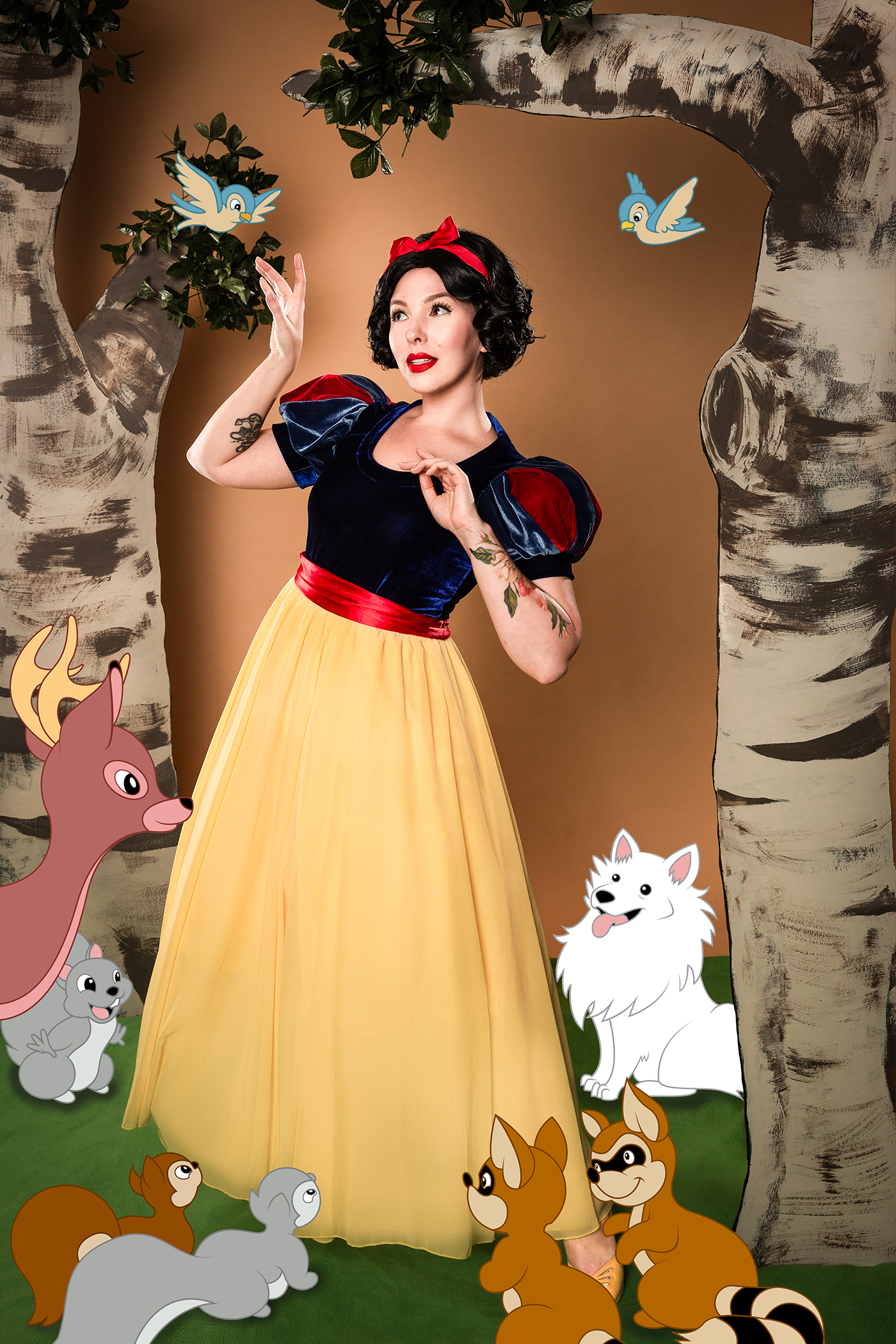 snow white halloween costume Evelyn Bourdon