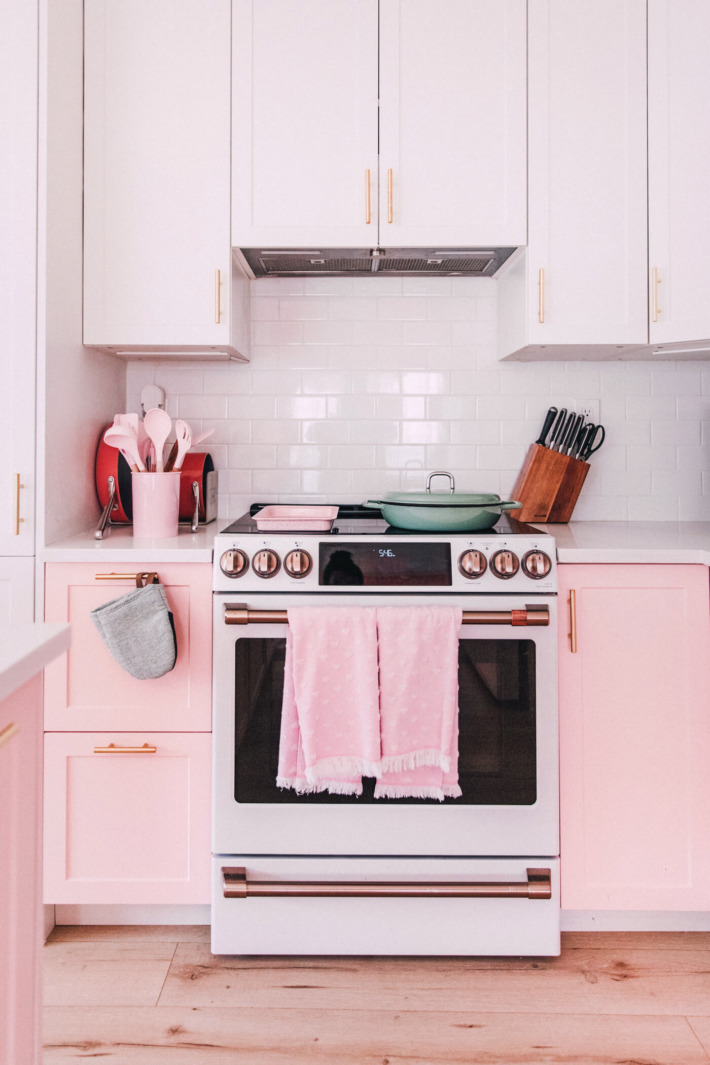 oven and counter for kitchen makeover