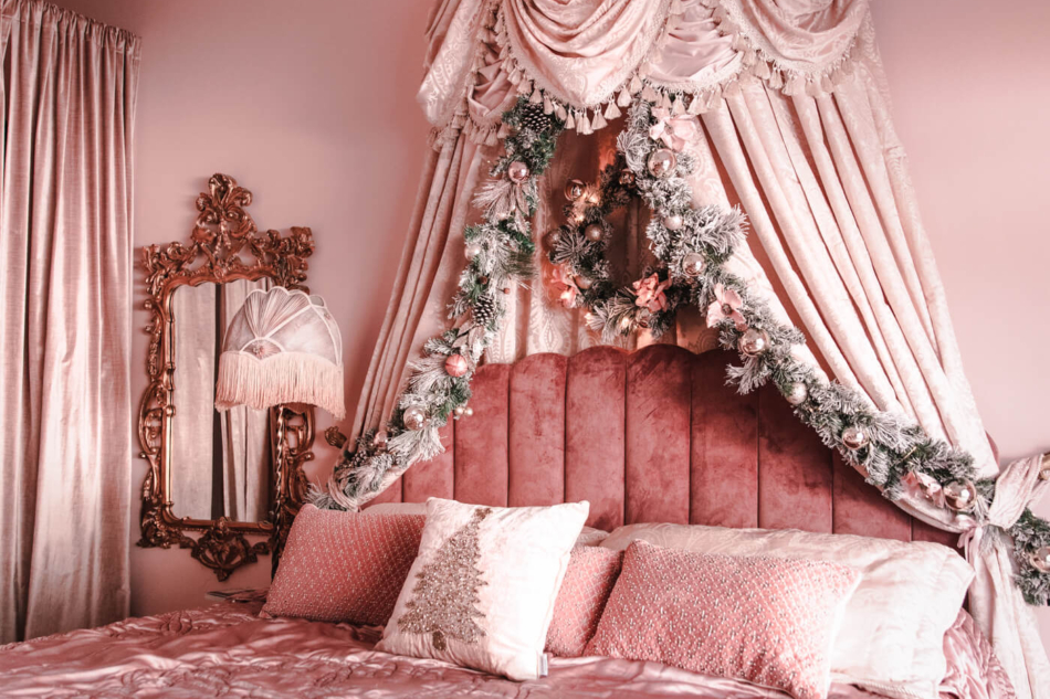 Evelyn Bourdon's soft pink christmas decor