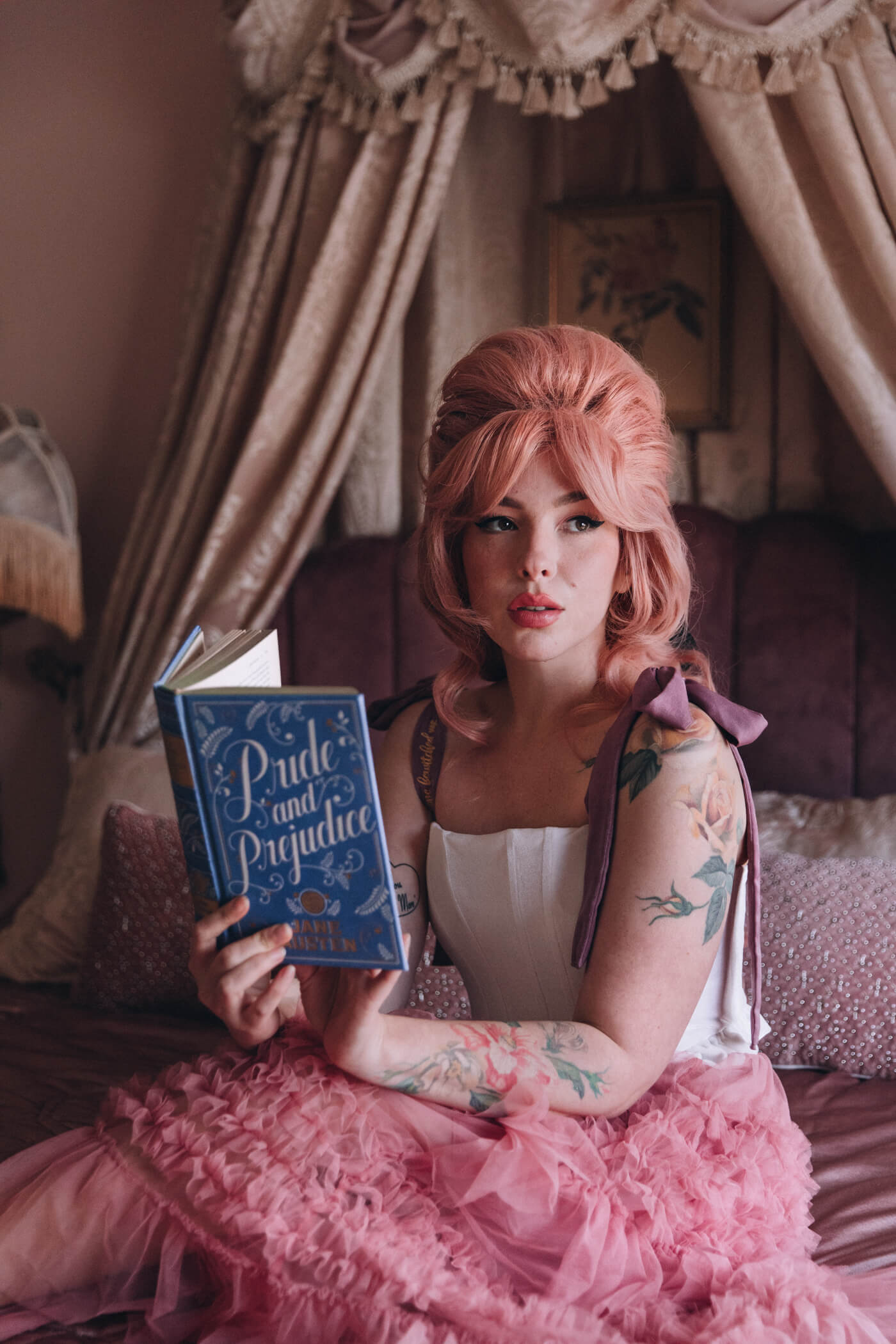 Evelyn Bourdon wearing a Most Ardently corset and reading Pride and Prejudice